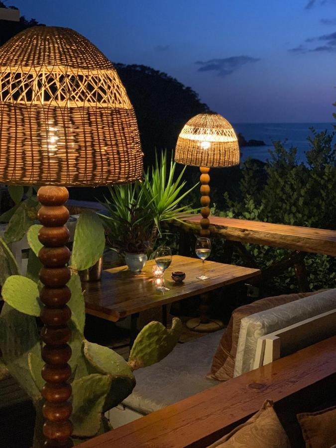 Bamboo Bungalow With Sea View In Kabak Bay, Oeluedeniz Fethiye Bagian luar foto