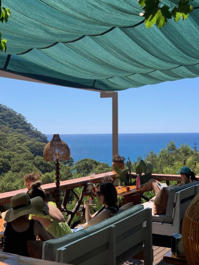 Bamboo Bungalow With Sea View In Kabak Bay, Oeluedeniz Fethiye Bagian luar foto